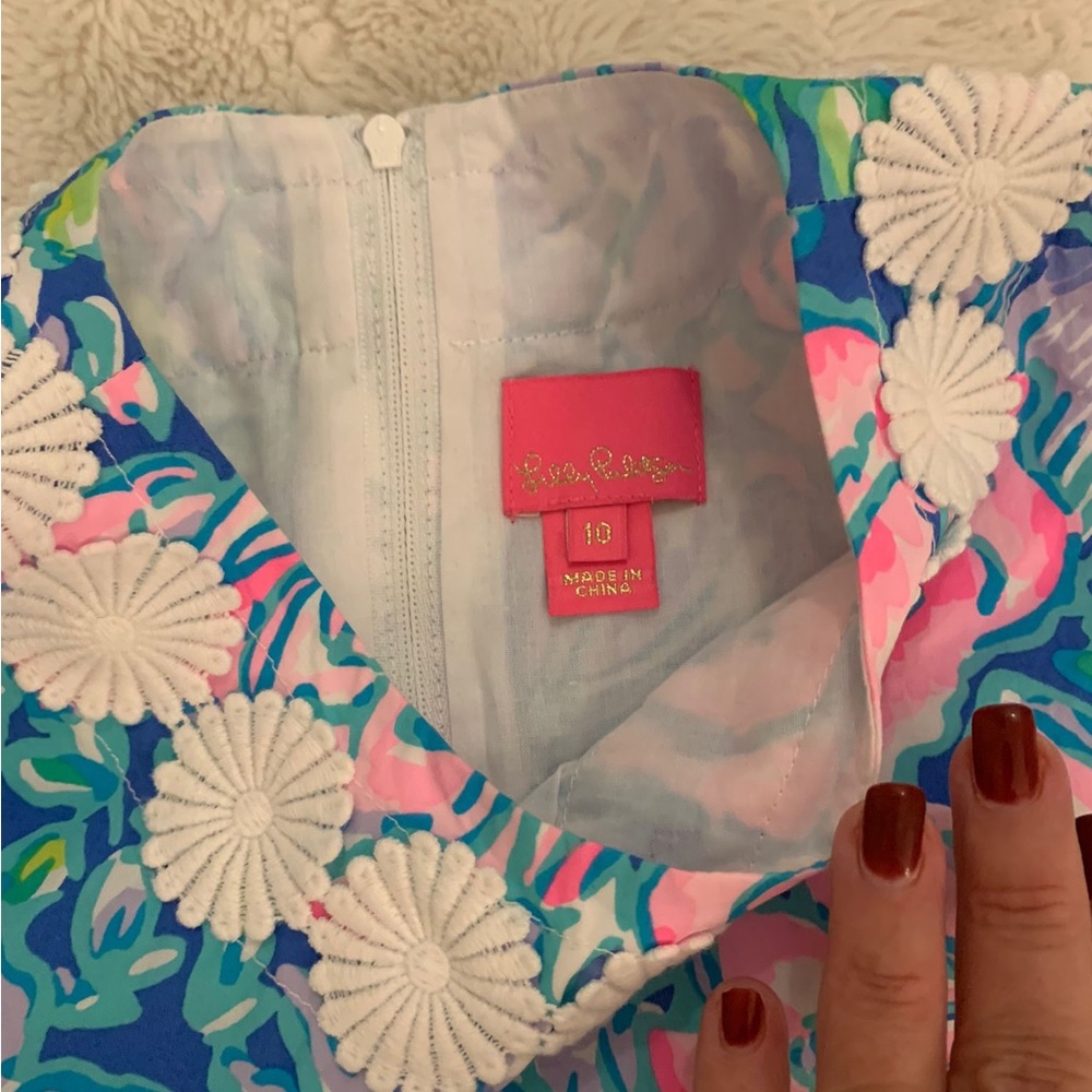 Adorable girl’s dress.